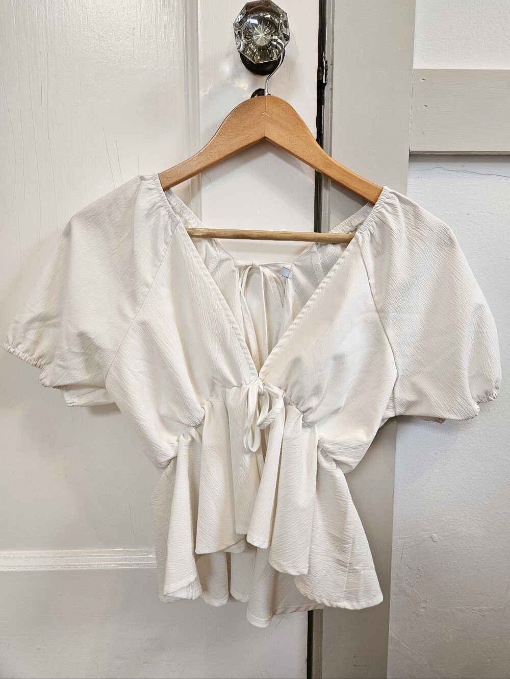 Women's Whute Cream Tie-Front Peplum Blouse